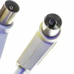 Zwei Stecker eines alten Fernsehers Antennenkabel, bereit für den Anschluss.