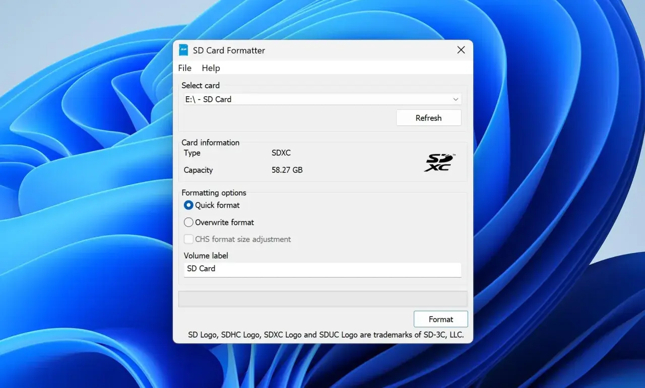 Fenster des SD Card Formatter-Programms, bereit zur schnellen Formatierung einer 58,27 GB SDXC-Karte.