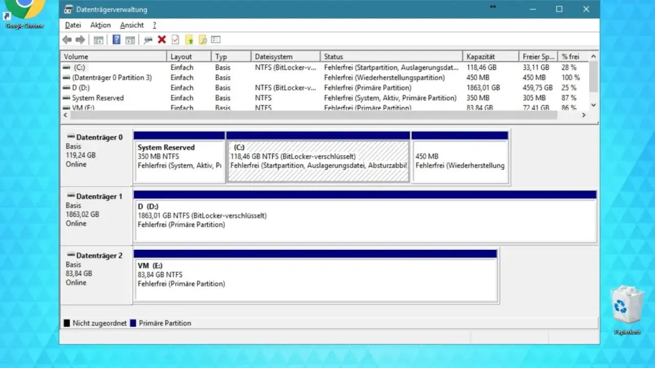 Windows 10 Datentr&auml;gerverwaltung zeigt, wie man die Festplatte partitionieren kann. Hier werden Laufwerke C:, D: und E: verwaltet.